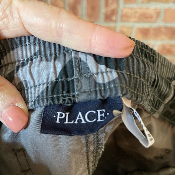 Children's Place Gray Camo Shorts Husky Fit - Picture 7 of 7